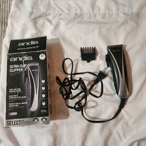 Andis Ultra Clip Clipper in Black and Silver